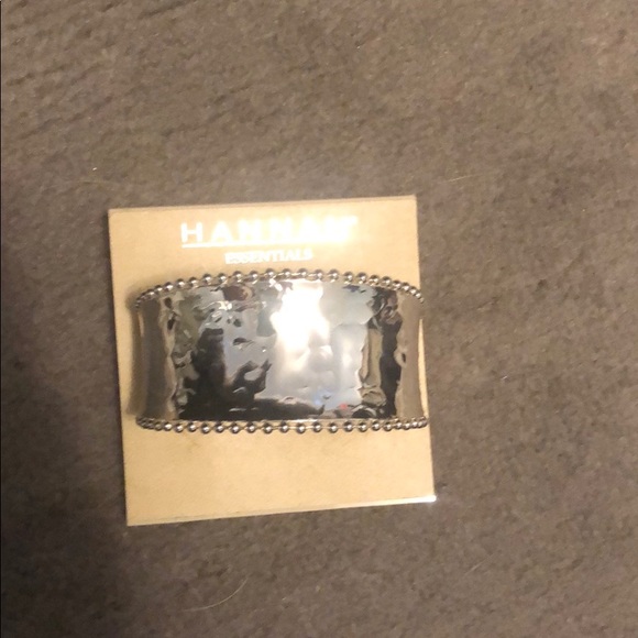 NWT Hammered Silver Cuff Bracelet - Picture 1 of 4